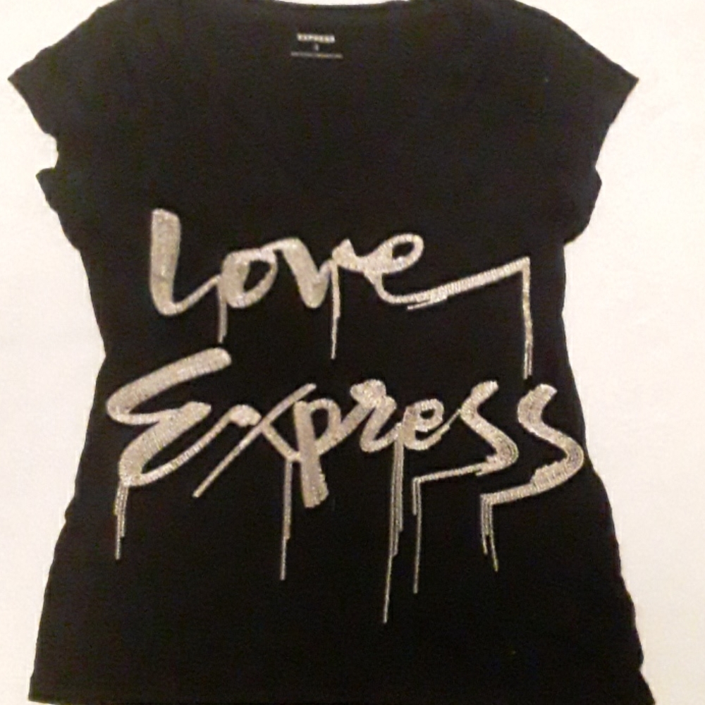 Express graphics v-neck tshirt